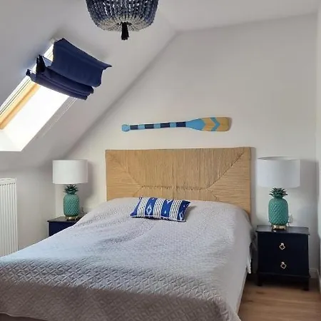 Wakacyjny Dom Nad Jeziorem 16 Osob House