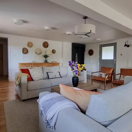 Wakacyjny Dom Nad Jeziorem 16 Osob House 펜션 Szalstry